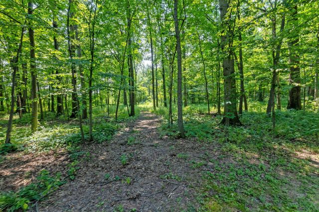 579 N County Line Road, Sunbury, OH 43074