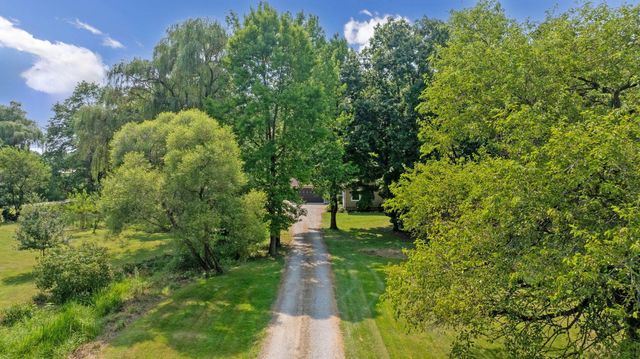 579 N County Line Road, Sunbury, OH 43074