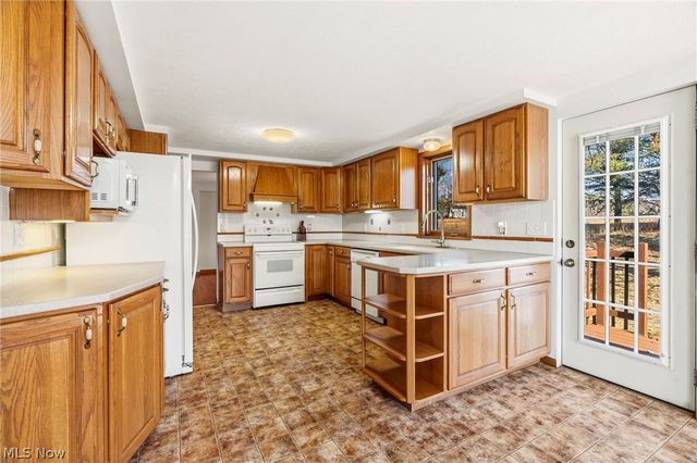 380 E 2nd Street, Zoar, OH 44697