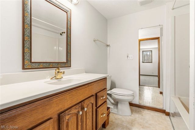 380 E 2nd Street, Zoar, OH 44697