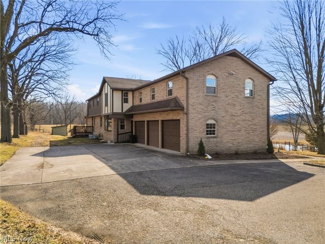 380 E 2nd Street, Zoar, OH 44697