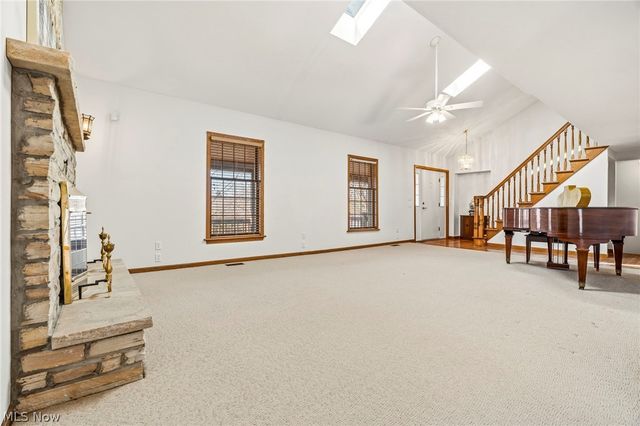 380 E 2nd Street, Zoar, OH 44697