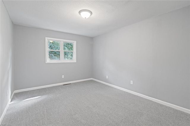 418 Fox Hill RD, Hampton, VA 23669