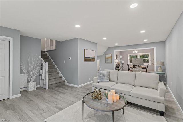 418 Fox Hill RD, Hampton, VA 23669