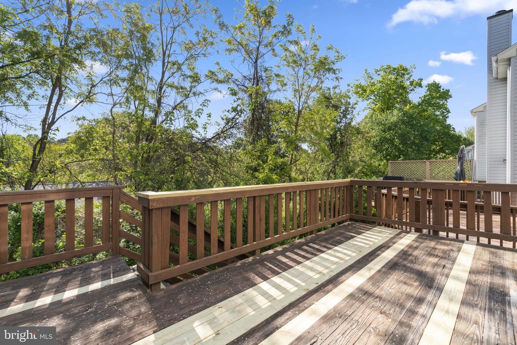 Image 26 of property listing at 7774 BLUEBERRY HILL LN, Ellicott City, MD 21043