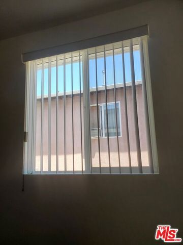 831 E 109th Street, Los Angeles, CA 90059