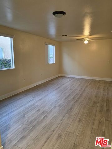 831 E 109th Street, Los Angeles, CA 90059