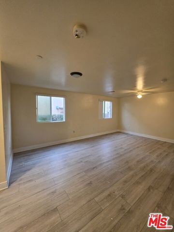 831 E 109th Street, Los Angeles, CA 90059