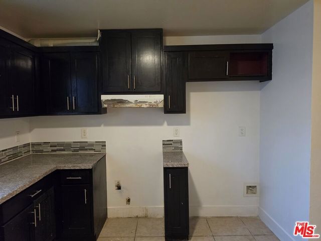 831 E 109th Street, Los Angeles, CA 90059