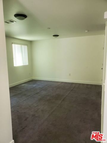 831 E 109th Street, Los Angeles, CA 90059