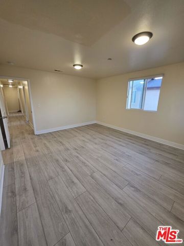 831 E 109th Street, Los Angeles, CA 90059