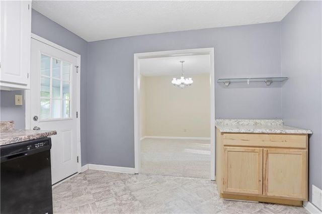 6742 Kellogg Drive, Acworth, GA 30102