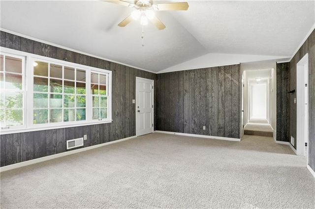 6742 Kellogg Drive, Acworth, GA 30102