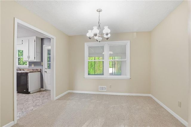 6742 Kellogg Drive, Acworth, GA 30102