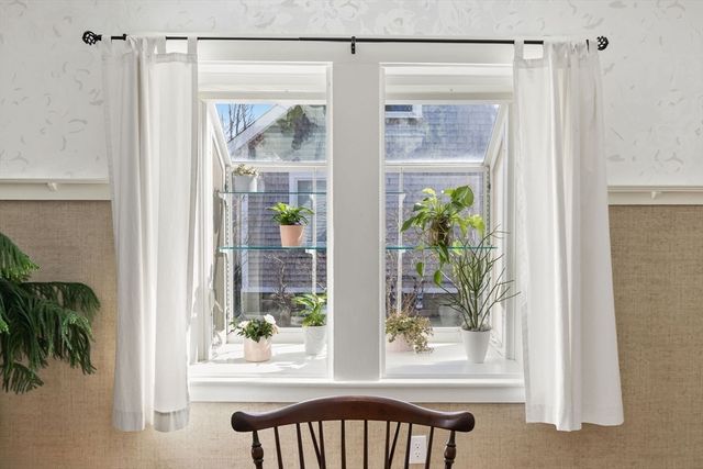 58 Chase St, Barnstable, MA 02601