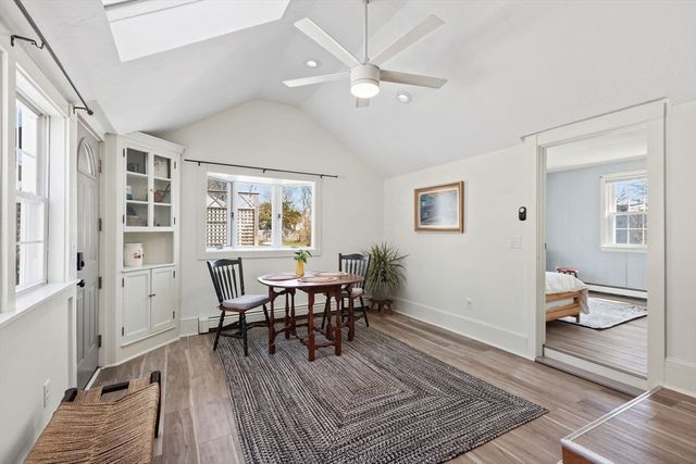 58 Chase St, Barnstable, MA 02601