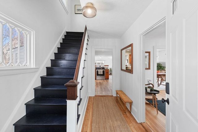 58 Chase St, Barnstable, MA 02601