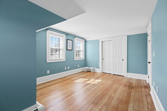 58 Chase St, Barnstable, MA 02601