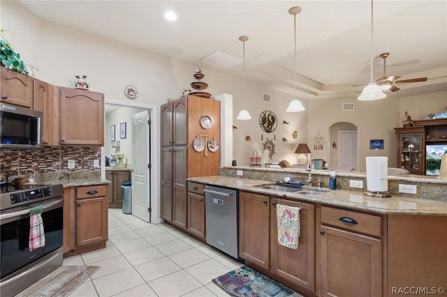 4 Milbark Drive, Homosassa, FL 34446