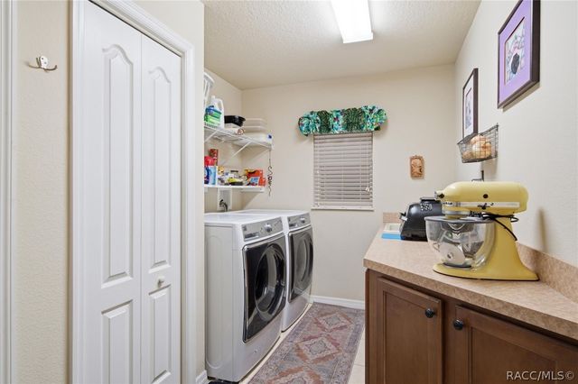 4 Milbark Drive, Homosassa, FL 34446