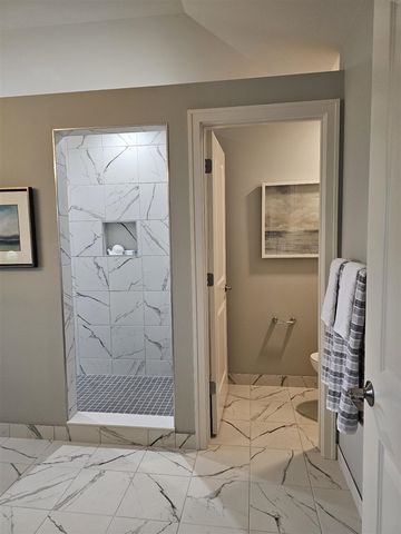 9620 Valley View Court, Saline, MI 48176