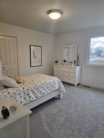 9620 Valley View Court, Saline, MI 48176