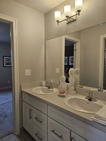 9620 Valley View Court, Saline, MI 48176