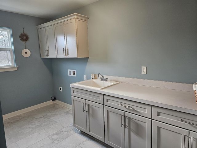 9620 Valley View Court, Saline, MI 48176