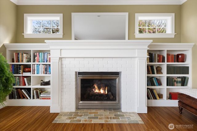 817 Shorecrest Drive, Oak Harbor, WA 98277