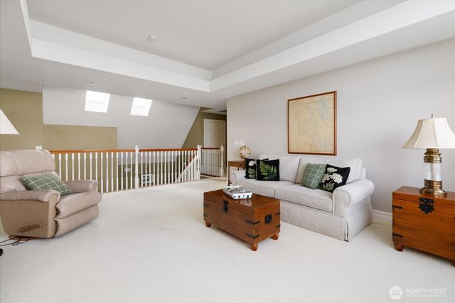 817 Shorecrest Drive, Oak Harbor, WA 98277