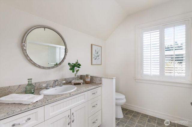 817 Shorecrest Drive, Oak Harbor, WA 98277