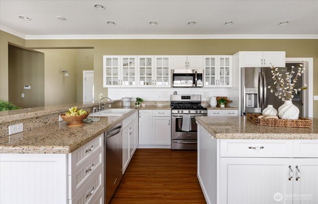 817 Shorecrest Drive, Oak Harbor, WA 98277