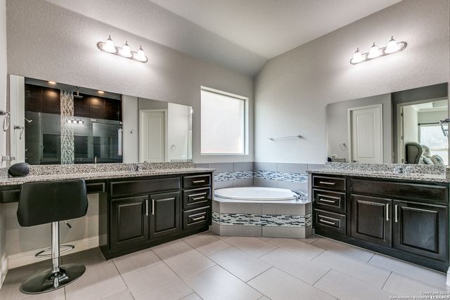 6114 Amber Rose, San Antonio, TX 78253