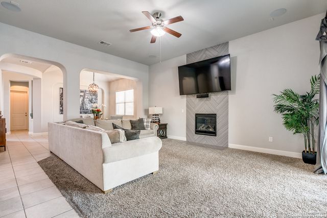 6114 Amber Rose, San Antonio, TX 78253