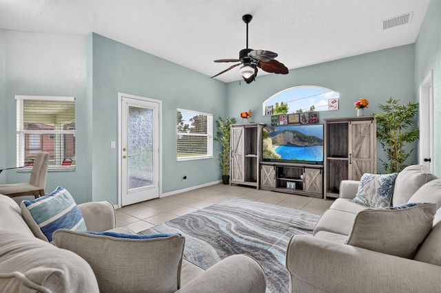 1009 SW FENWAY Road, Port St. Lucie, FL 34953