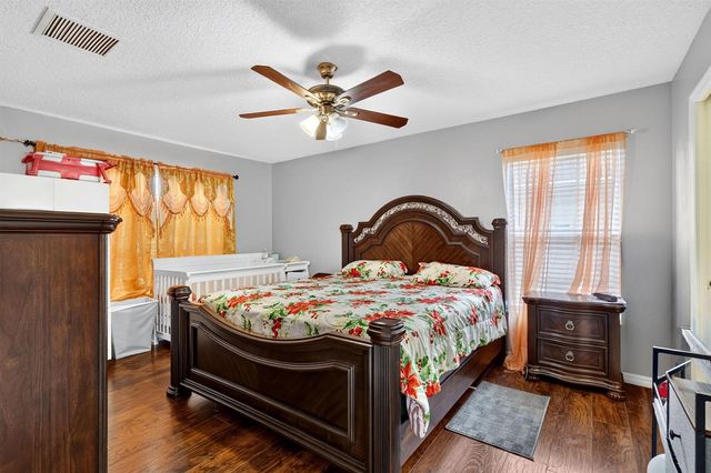 1009 SW FENWAY Road, Port St. Lucie, FL 34953