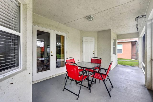 1009 SW FENWAY Road, Port St. Lucie, FL 34953