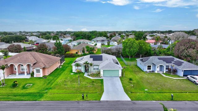 1009 SW FENWAY Road, Port St. Lucie, FL 34953