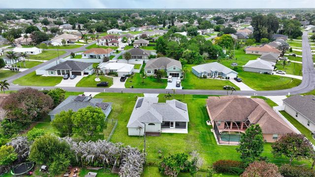 1009 SW FENWAY Road, Port St. Lucie, FL 34953