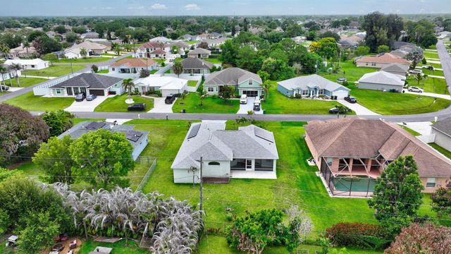 1009 SW FENWAY Road, Port St. Lucie, FL 34953