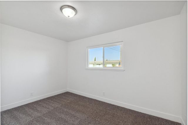 21465 S Wyatt Avenue, Riverdale, CA 93656