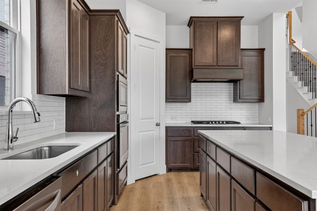 6009 Firefox Lane, Fort Worth, TX 76123