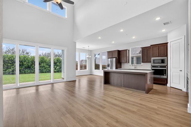 6009 Firefox Lane, Fort Worth, TX 76123