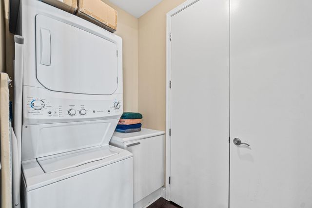 2650 Lake Shore Drive 2403, Riviera Beach, FL 33404