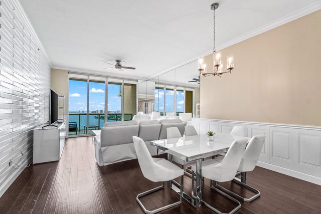 2650 Lake Shore Drive 2403, Riviera Beach, FL 33404