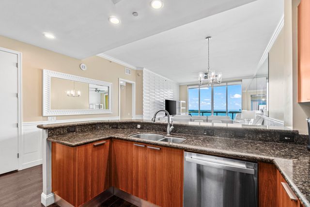 2650 Lake Shore Drive 2403, Riviera Beach, FL 33404