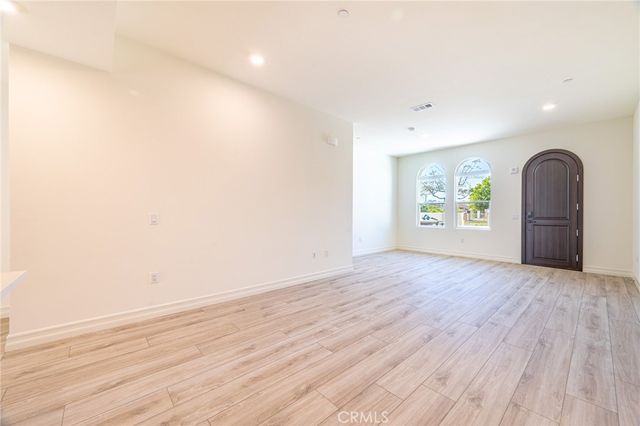 150 N New Ave 5, Monterey Park, CA 91755