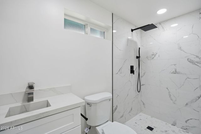 3917 W LINCOLN Street, Phoenix, AZ 85009