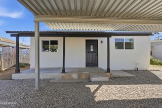 3917 W LINCOLN Street, Phoenix, AZ 85009