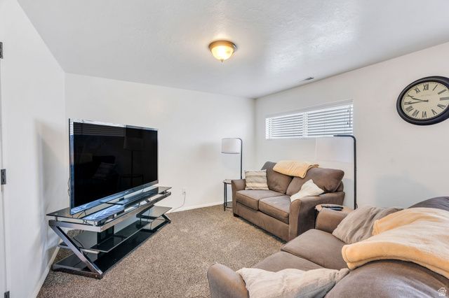 1896 CLIFF PL, Layton, UT 84041